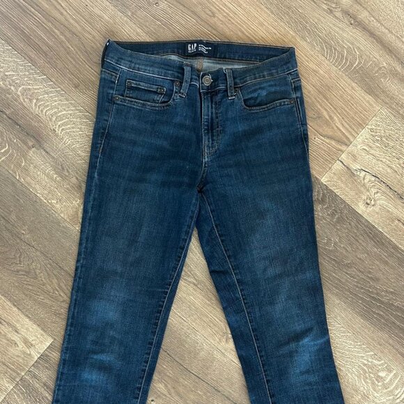 GAP Denim Perfect Straight - Picture 1 of 3